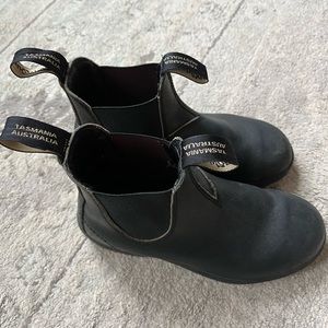 black originals Blundstones
